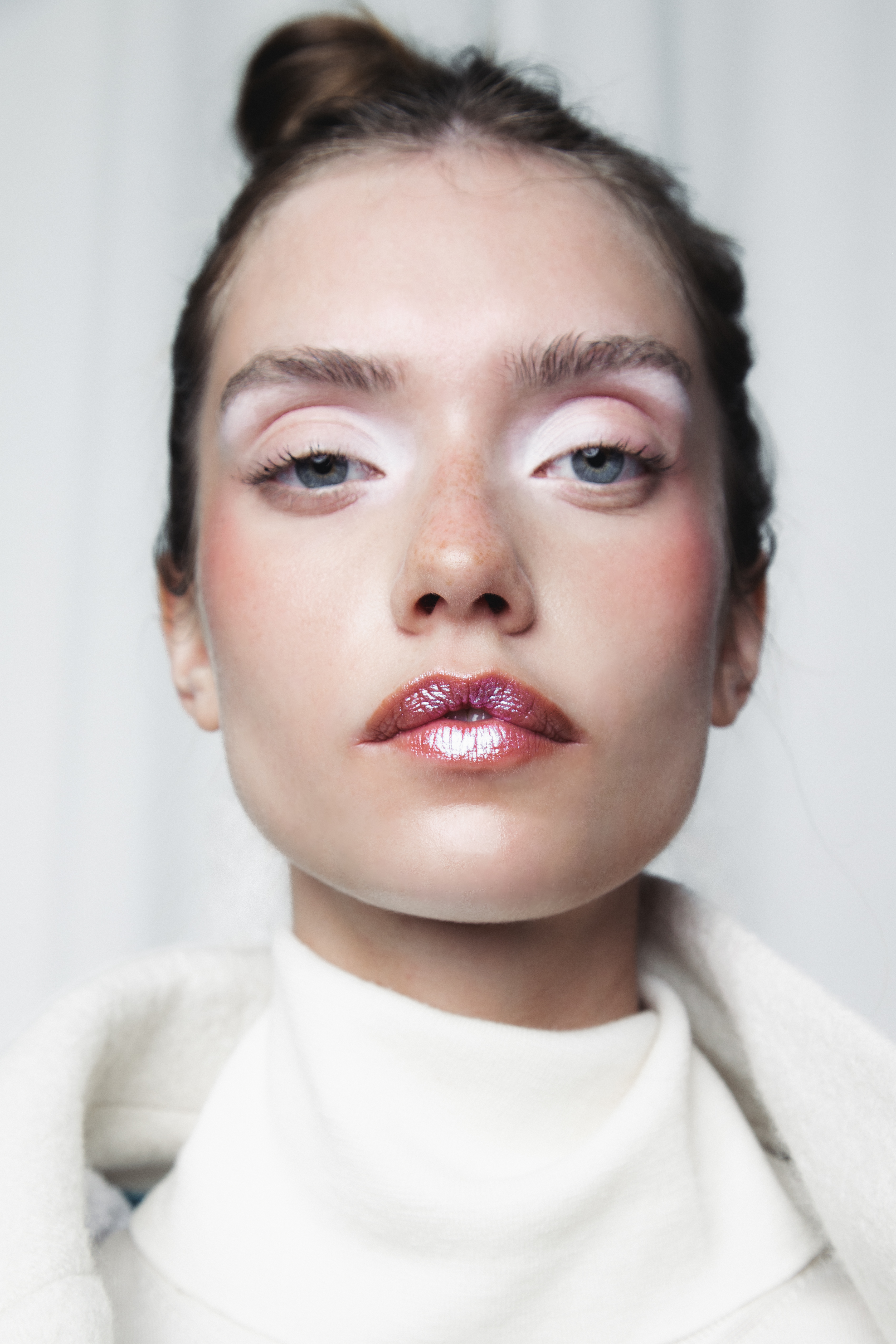 Zyla Makeup